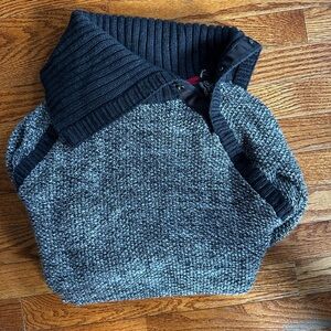 Lululemon Black and Gray Sweater